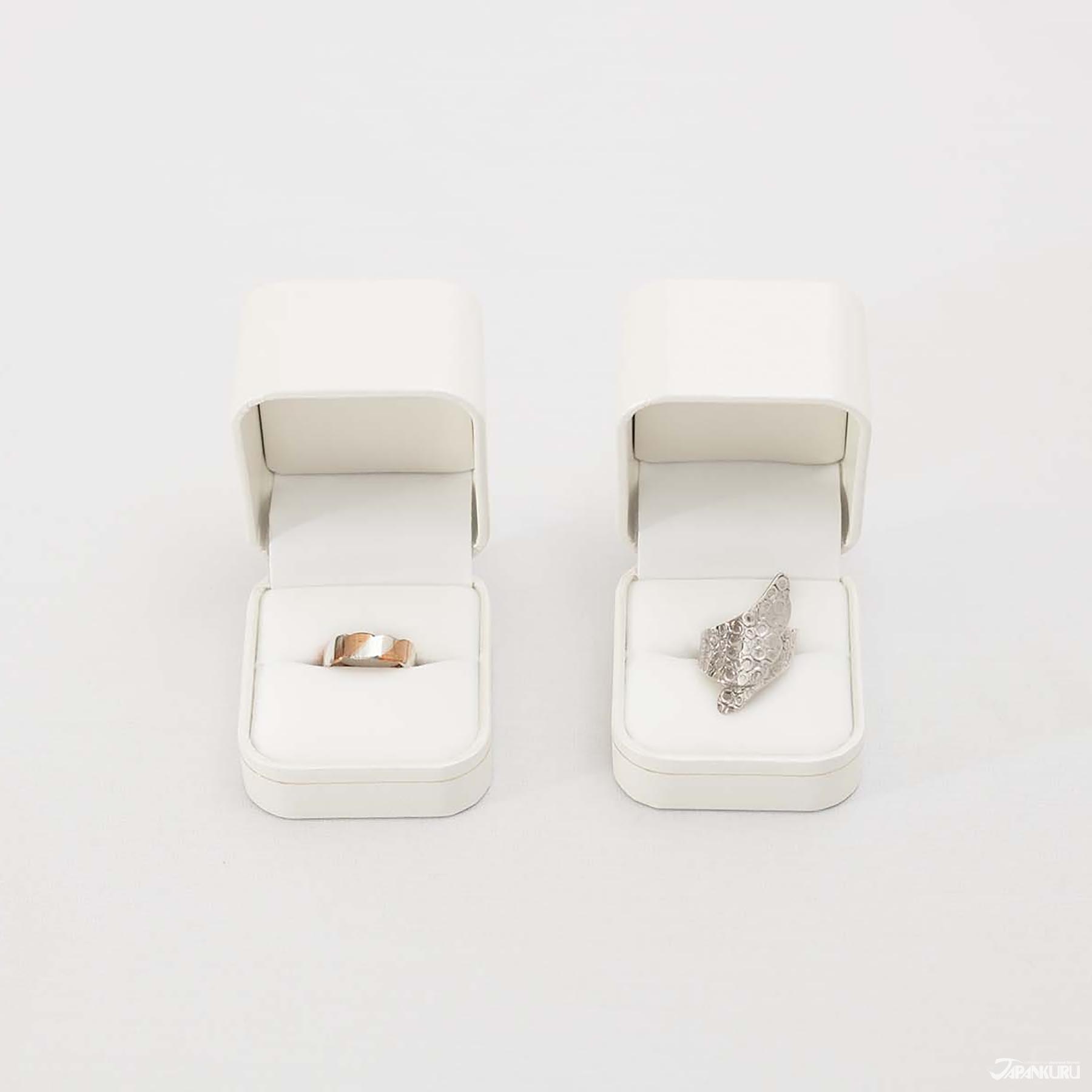 日本的人間國寶・奧山峰石手工製作的戒指2款